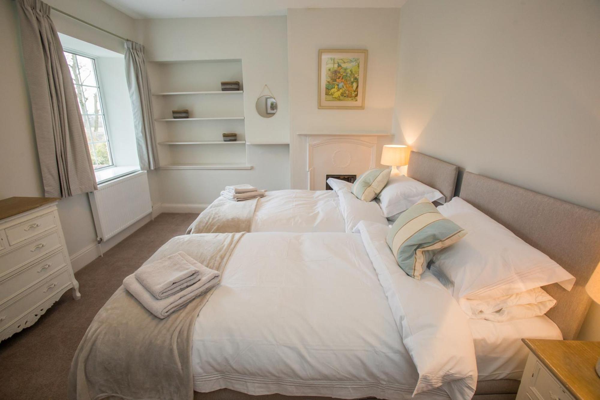Peaceful Woodland Retreat Near Clifton, Bristol Villa ภายนอก รูปภาพ
